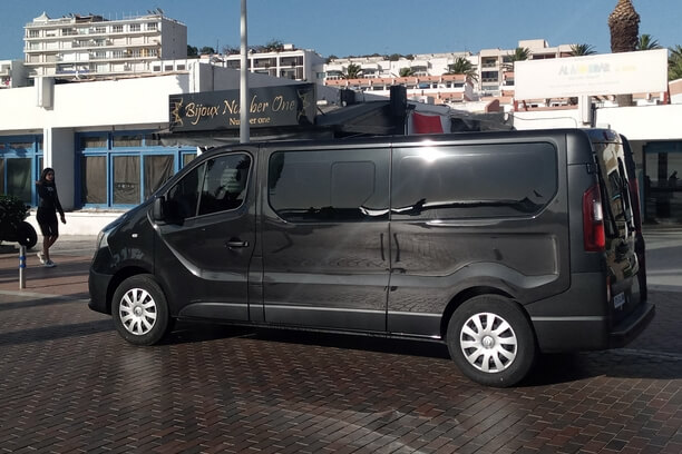Private minivan with driver in Morocco